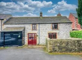 Stylish Bakewell Cottage with Free Parking