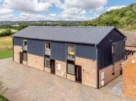 Fawn Cottage disabled adapted 3 bedroom hot tub