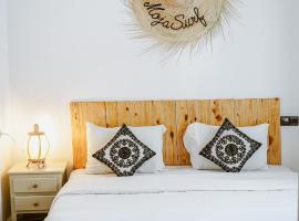 Dar Sultana Guesthouse Surf Morocco，位于Tamraght Oufella的酒店