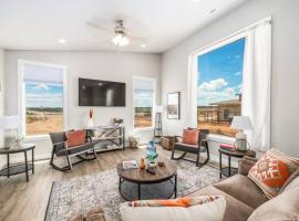 High Desert luxury with views for families，位于卡纳布的豪华酒店