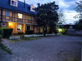 Hostal NFrocket，位于洛斯安赫莱斯的酒店