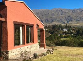 Lindísima Casa en Tafí del Valle，位于塔菲德尔瓦勒的酒店