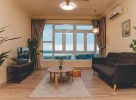 GoldenSand Seaview 6pax 2BR MUJI by Our Stay