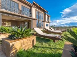 Tulia Villas, 3 and 4 bedroom Villas, Champagne Ridge