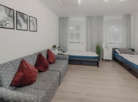 WOLSKA APARTMENT 80m2 - 7 people, 3 rooms，位于弗罗茨瓦夫的酒店