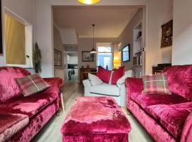 Comfy home very close to Cardiff，位于巴里的酒店