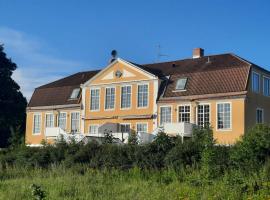 Semester Hem 2 Storvik，位于Storvik的酒店
