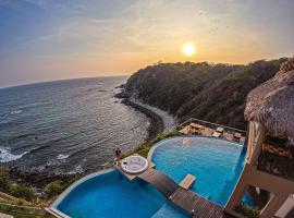 Pacific King Hotel，位于Cuatunalco的酒店