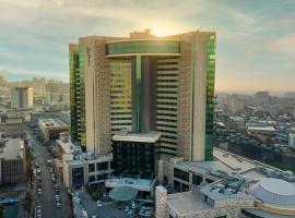 Radisson Hotel & Residences Erbil，位于埃尔比勒穆达法利亚尖塔附近的酒店