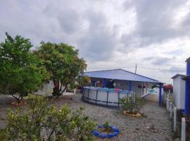 Casa Quinta Completa con Piscina，位于阿卡西亚斯的酒店
