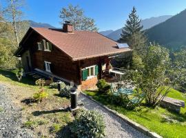 Alpenchalet Piz Hüsli，位于查贡斯的酒店