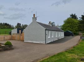 Bruxie Holiday Cottages - River Cottage，位于Maud的酒店
