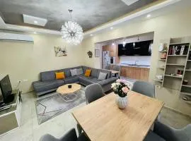 Mishel House - Lovely rental unit in CityCenter