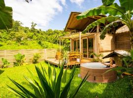 Palayan Villa - Villa with Views, Garden and Pool，位于爱妮岛的酒店