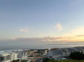 Spacious Beach Breakaway