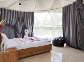 NIRVANA HOLISTIC LIVING，位于Varagampadi的酒店