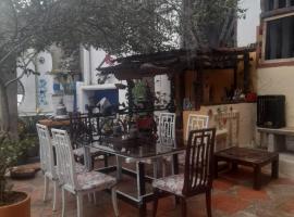 Casona Museo Alcantús，位于蓬特纳雄耐尔的酒店