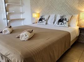 Coco Carib - Massage offert à partir de 3 nuits，位于德赛的海滩酒店