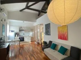 La Casa di Giulia, spazioso loft su due livelli a 10 minuti di macchina dal centro