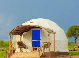 Little Amanya Camp，位于安博塞利观测山停车场附近的酒店
