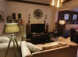 COSY HOUSE 6BEDROOMS GARDEN