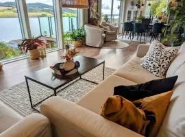 Nyoppusset hus med utsikt.