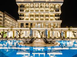 Serenity Queen Hotel，位于阿拉尼亚的酒店