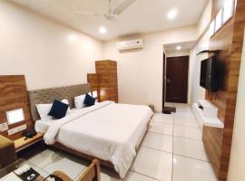 Hotel Alfa Inn，位于瓦皮的酒店
