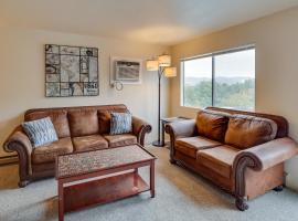 Lewiston Vacation Rental with Nearby River Access!，位于刘易斯顿的酒店