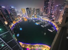 ThePenthouse Coliving II，位于迪拜的民宿
