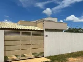 Bela casa nova na Chapada dos Guimarães