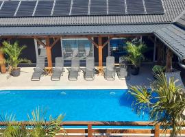 Dunavölgyi Vendégház Akasztó，位于Akasztó的酒店