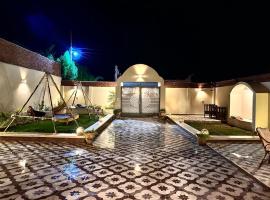 West Bank luxury villa，位于卢克索的乡村别墅