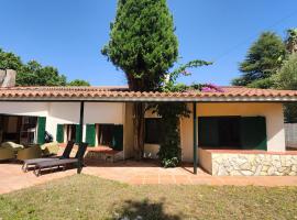 Casa Caldes de Malavella, 3 dormitorios, 6 personas - ES-209-74，位于卡尔德斯德马拉维亚的度假屋