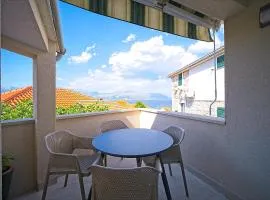 Apartments by the sea Postira, Brac - 22030