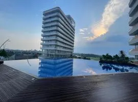 The Nove Apartment Kalani Tower Sea View
