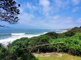 Shelly Beach beachfront apartment