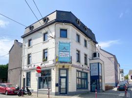 A Fleur de Couette，位于Auvelais的酒店