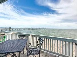 Bayfront Texas Escape with Balcony and Pool Access!
