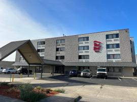 Red Roof Inn Dunbar，位于DunbarDunbar Village Shopping Center附近的酒店