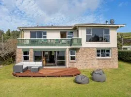 Buffalo Hill - Whitianga Holiday Home