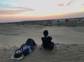 Amazing Desert Camp，位于斋沙默尔的豪华帐篷营地