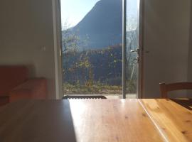 Dolomiti Brenta apartment da Gloria，位于Dercolo 的公寓