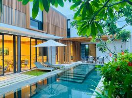 Moon Villa Phu Quoc - 3 Bedroom - Private pool，位于富国的海滩短租房