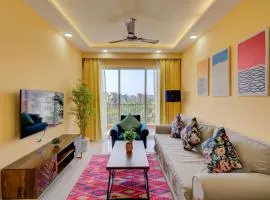 Premium 2BHK -10 min to GOI airport & beach -Pool access -Balcony with city view