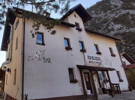 Hostel in picerija Špajza，位于莫斯特拉纳的酒店