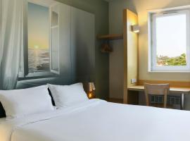 B&B HOTEL Fréjus Roquebrune-sur-Argens，位于罗克布伦河畔阿尔让的酒店