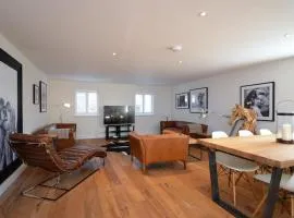 3 Bed in Tetbury 44955
