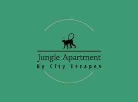 Jungle Escape, City Apartment with Parking & Terrace