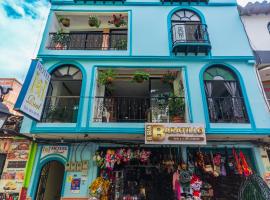 Hotel Real Guatapé，位于瓜塔佩的酒店